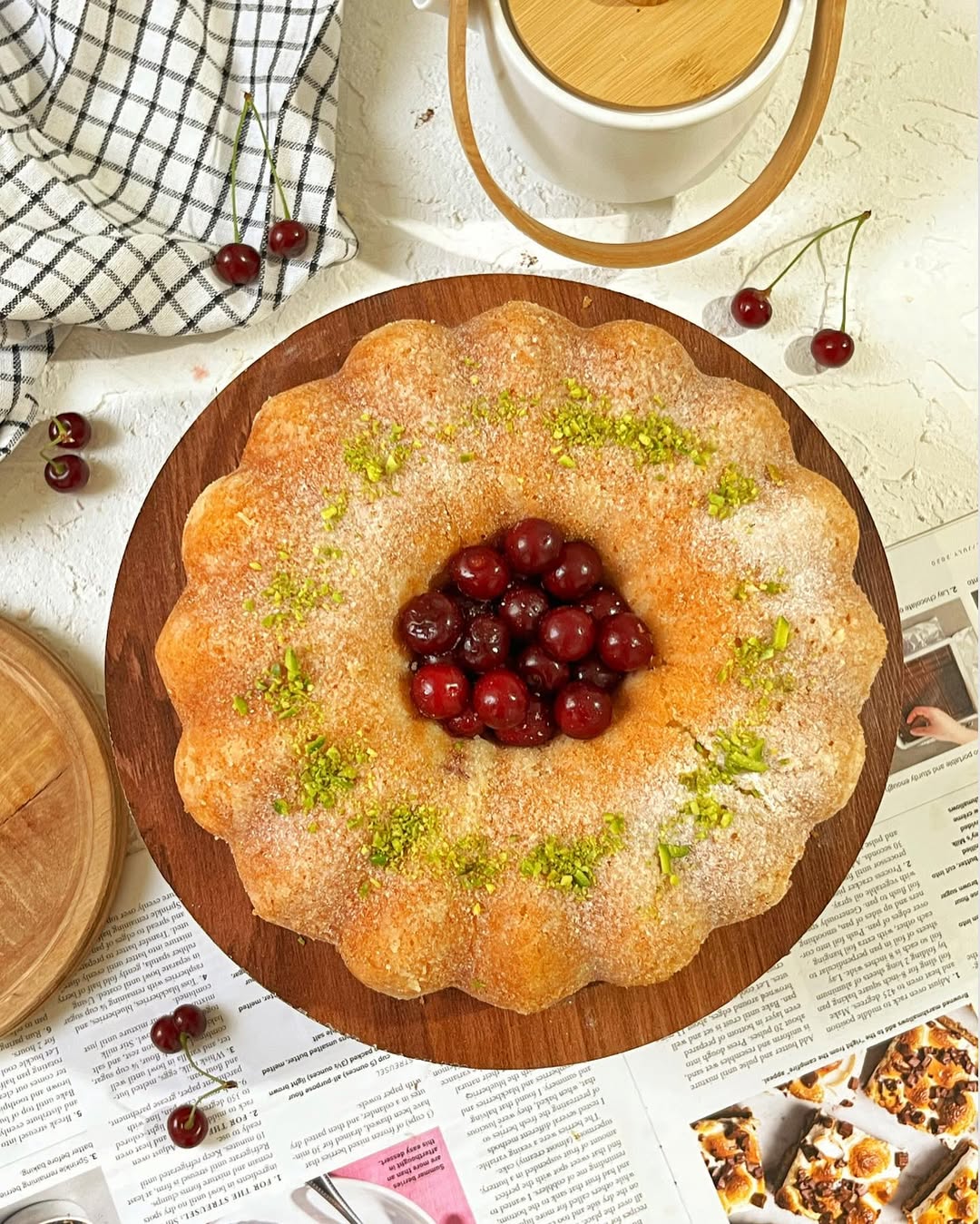 کیک آلبالو.jpg