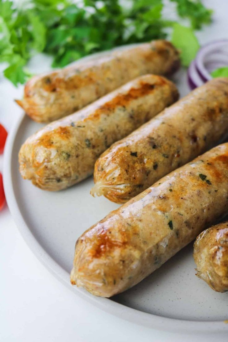 سوسیس وگان یا گیاهی۲_بدون گوشت.jpg