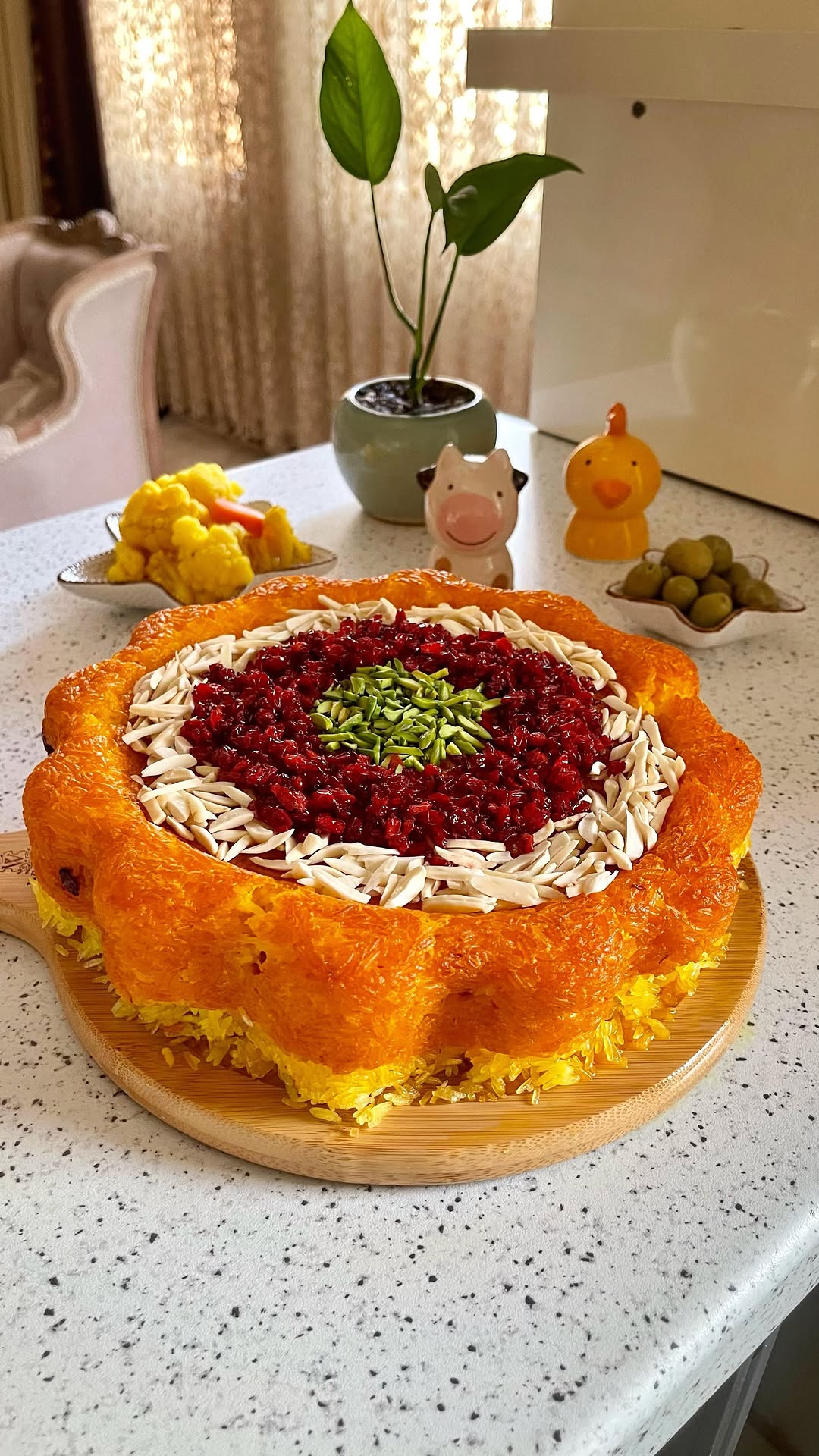 تهچین مرغ و بادمجان.jpg