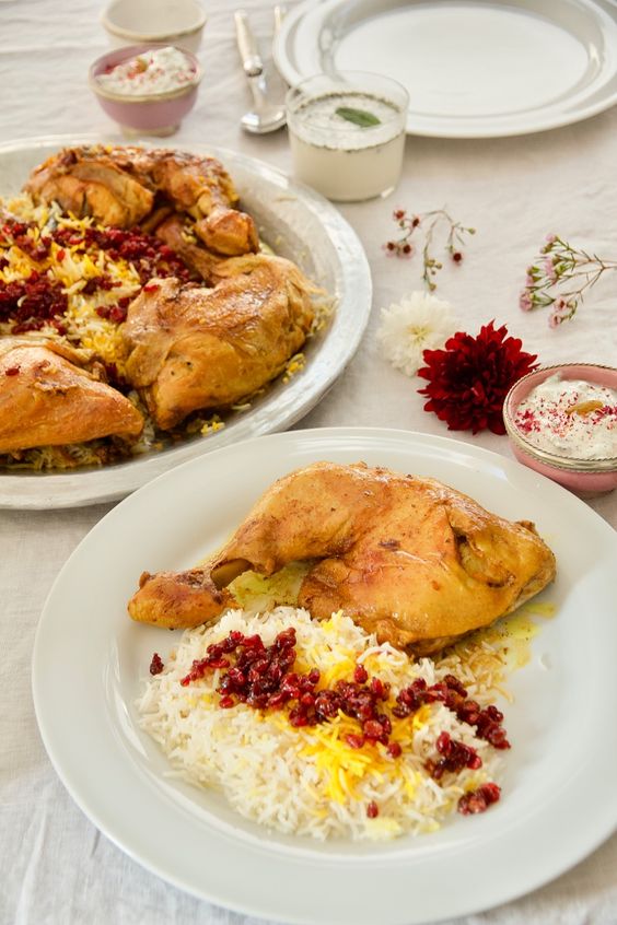 زرشک پلو با مرغ مجلسی.jpg